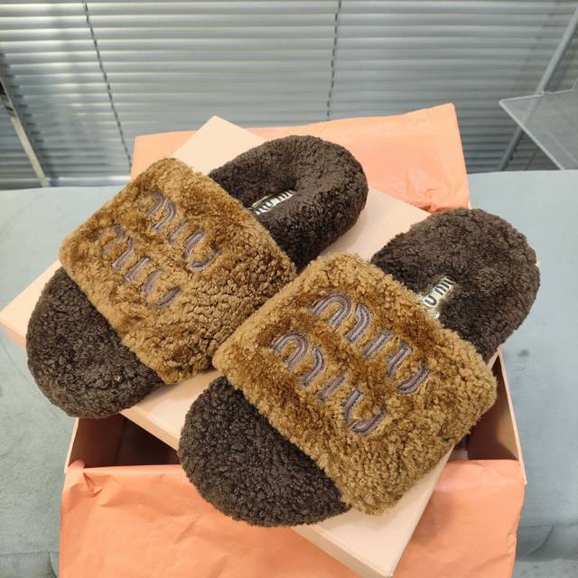 Miumiu缪缪2024新款毛拖 全真羊毛 码数35-40